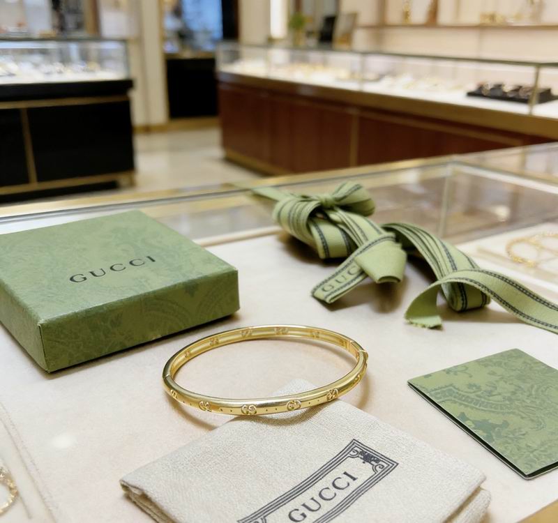 Gucci Bracelet 04yxs220
